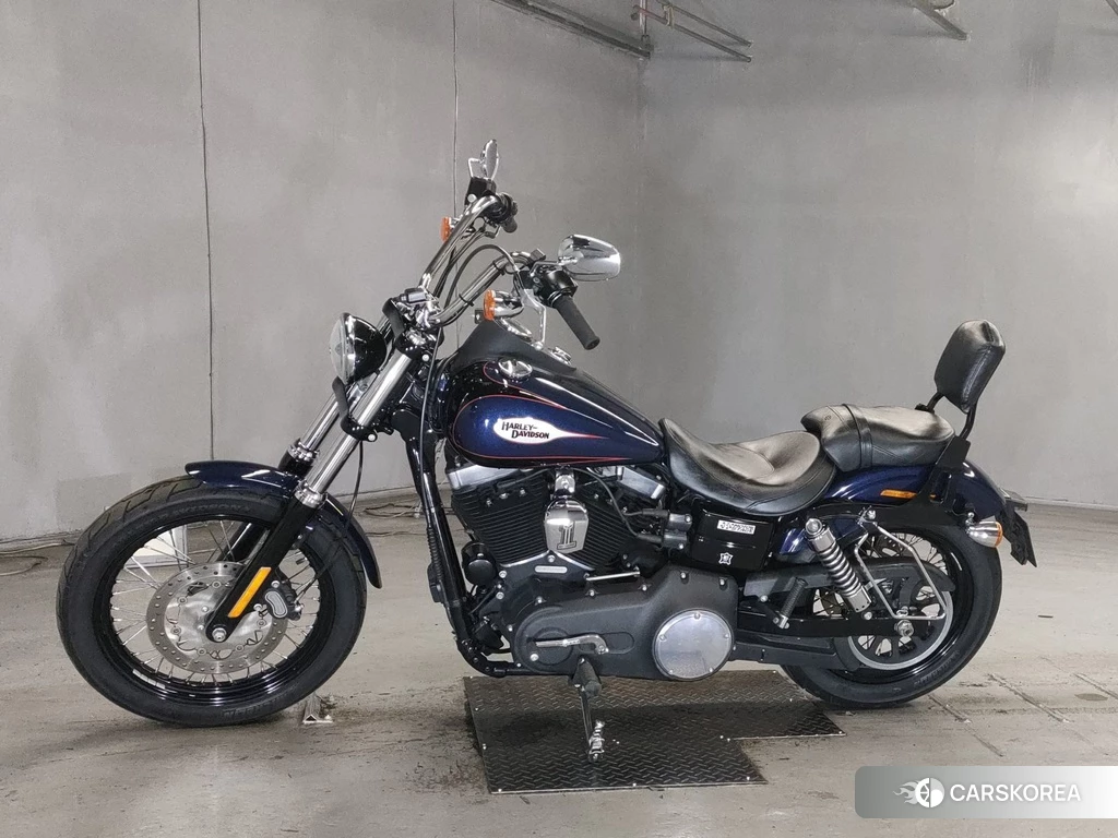 Проданный Harley-Davidson Dyna Street Bob FXDB1580 2013 из Японии, фото 2