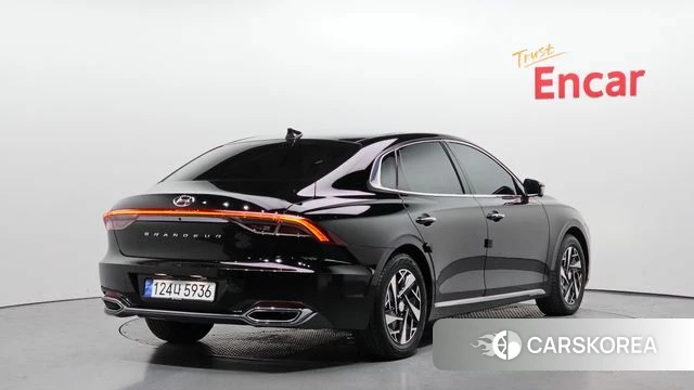 Hyundai The New Grandeur IG Hybrid id 3852116 из Кореи 12