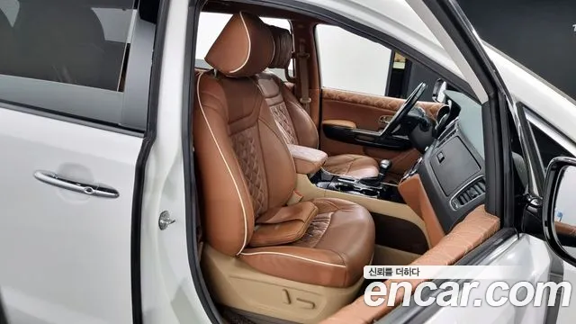 Kia The New Carnival id 2538033 из Кореи 11