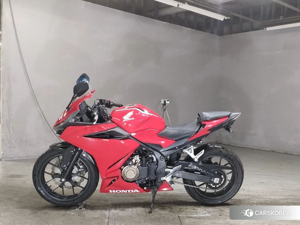 Проданный Honda CBR400R 2021 из Японии, фото 2