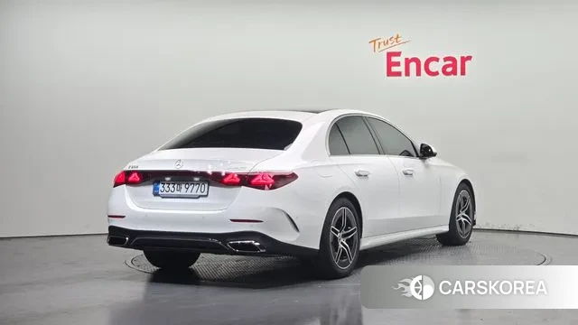 Mercedes-Benz E-Class W214 id 3720688 из Кореи 12