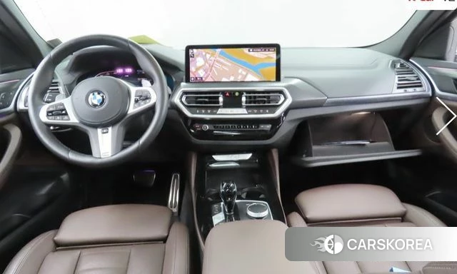 BMW X4 (G02) 2025 Светло-серебряный цвет из Кореи, фото 2
