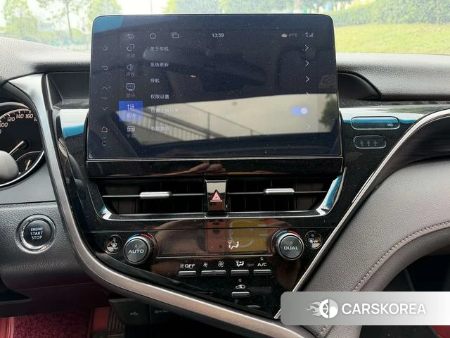 Toyota Camry 2024 Белый из Китая, фото 5