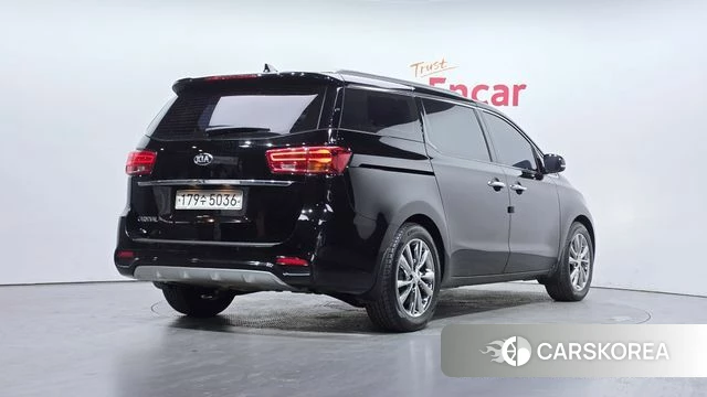 Kia The New Carnival id 4203843 из Кореи 12