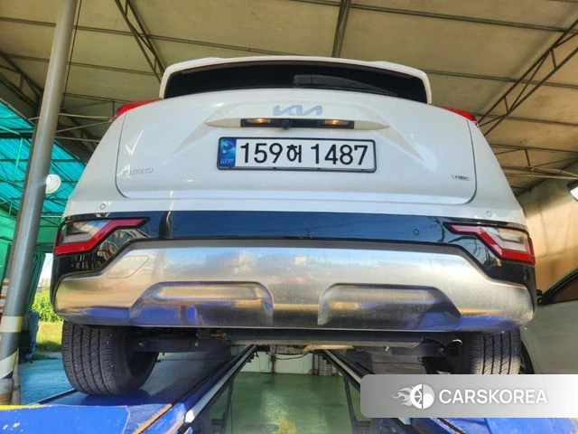 Kia Di Ol Nu Niro 2022 Белый из Кореи, фото 2