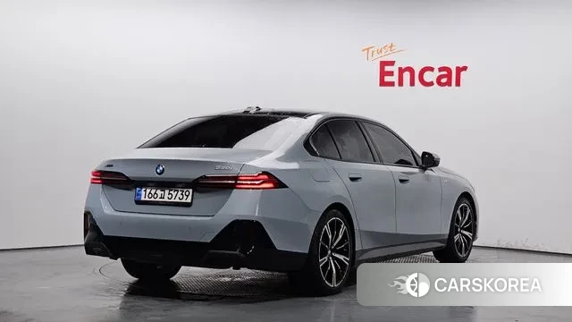 BMW 5 Series (G60) id 2930038 из Кореи 12