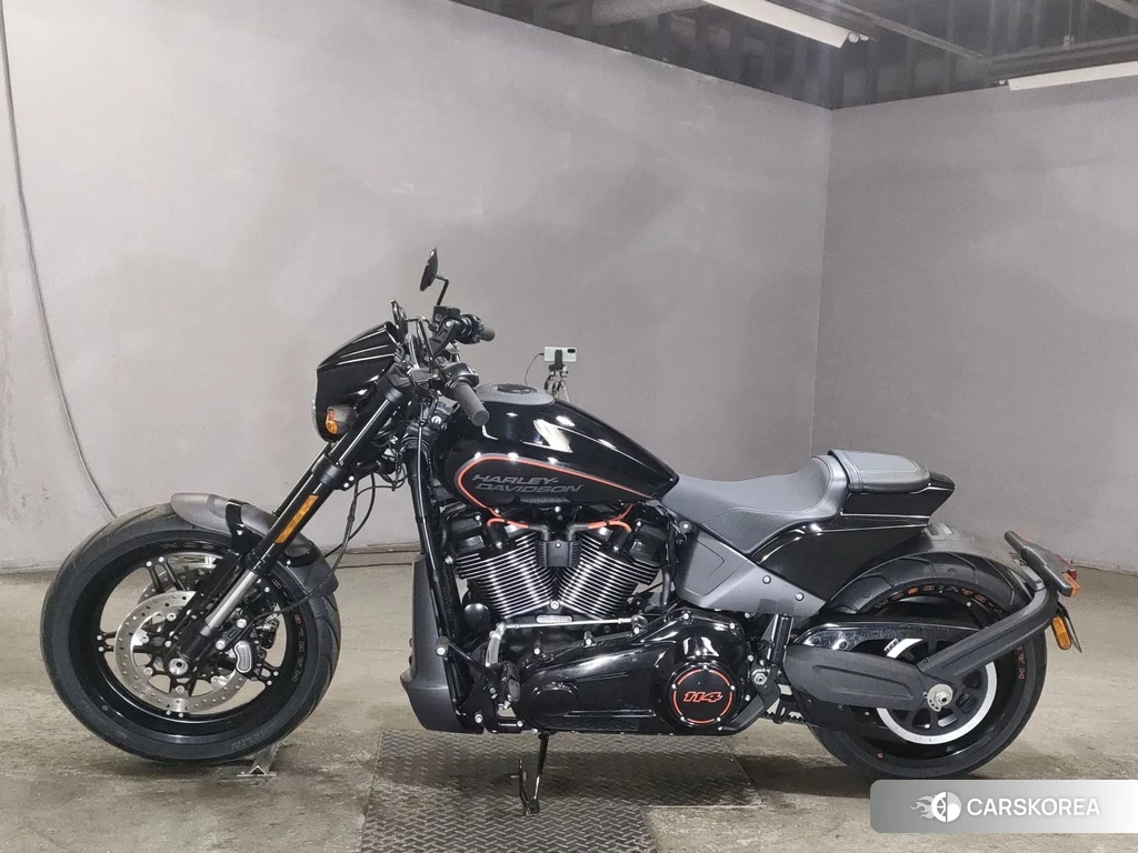 Проданный Harley-Davidson Softail FXDRS1870 114 2019 из Японии, фото 2