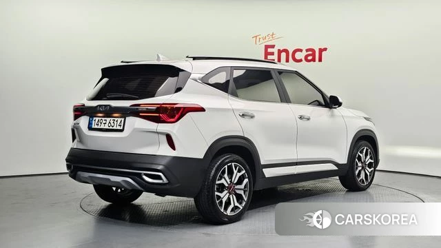 Kia Seltos id 4475909 из Кореи 12