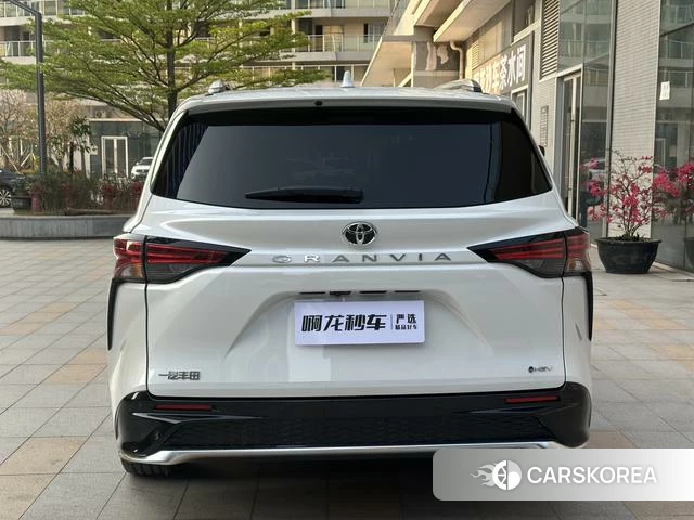 Toyota Grevia id 4301594 из Китая 12