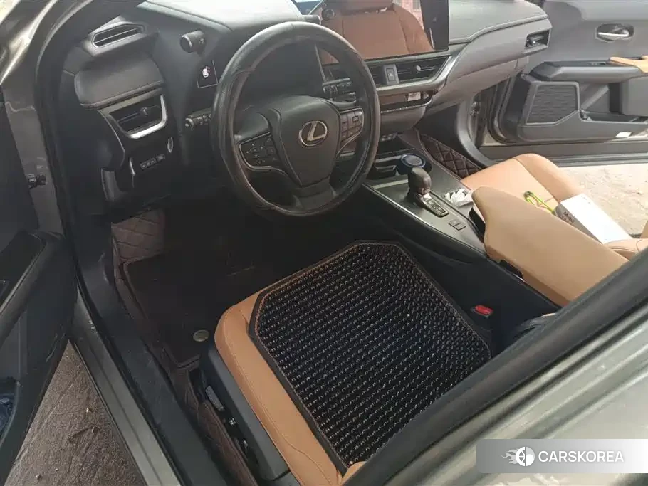 Lexus UX id 4514235 из Китая 8