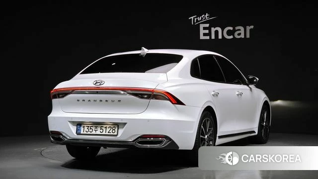 Hyundai The New Grandeur IG id 3859788 из Кореи 12