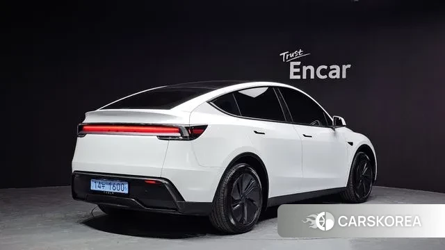 Tesla Model Y id 3599375 из Кореи 12