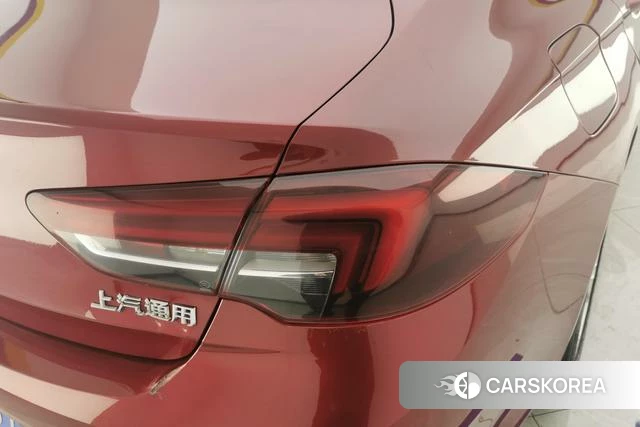 Buick Regal id 3803980 из Китая 9