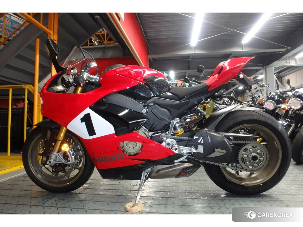 Проданный Ducati PANIGALE V4 2020 из Японии