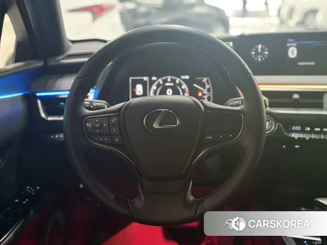 Lexus UX id 4348955 из Китая 11