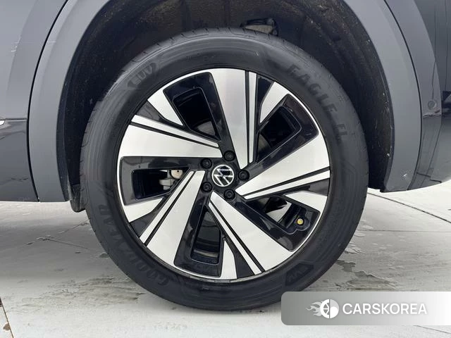 Volkswagen Tourang id 4273563 из Китая 12
