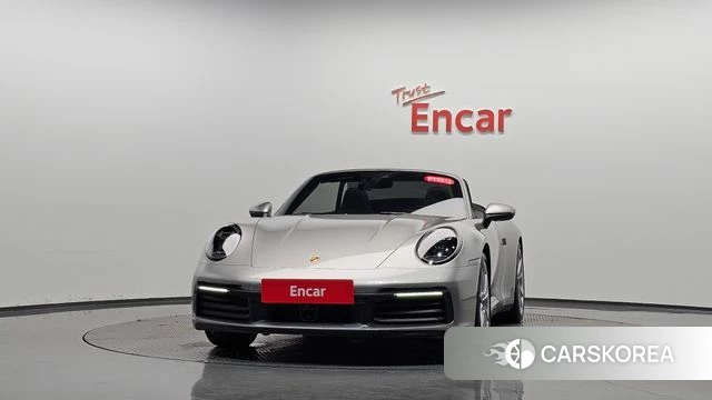 Porsche 911(992) id 4688887 из Кореи 12