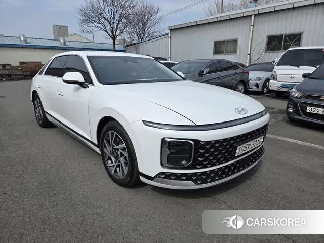 Hyundai Grandeur (GN7) id 3751472 из Кореи 12