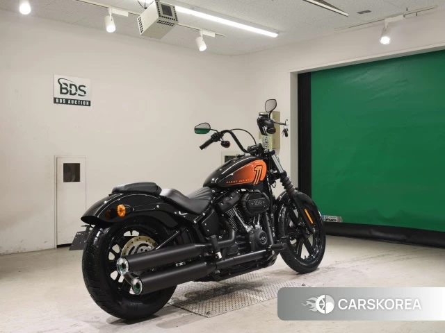 Проданный Harley-Davidson Softail Street Bob FXBBS1870 2022 из Японии, фото 2