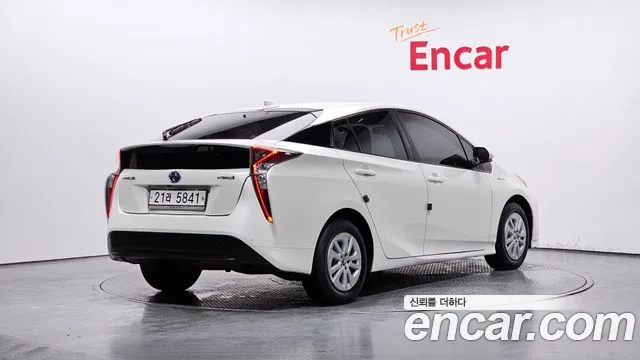 Toyota Prius 4th Generation id 2704919 из Кореи 12