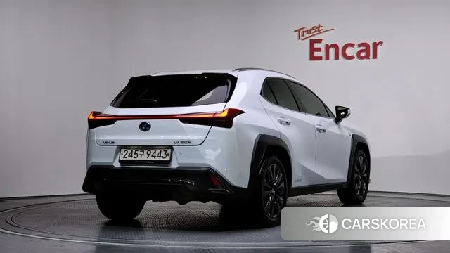 Lexus UX250h id 3524683 из Кореи 12