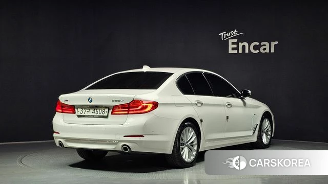 BMW 5 Series (G30) id 4390363 из Кореи 12