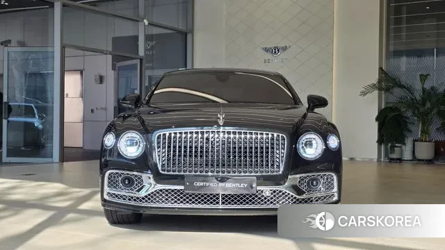 Bentley Flying Spur 3rd Generation 2024 Темно-зеленый из Кореи, фото 2