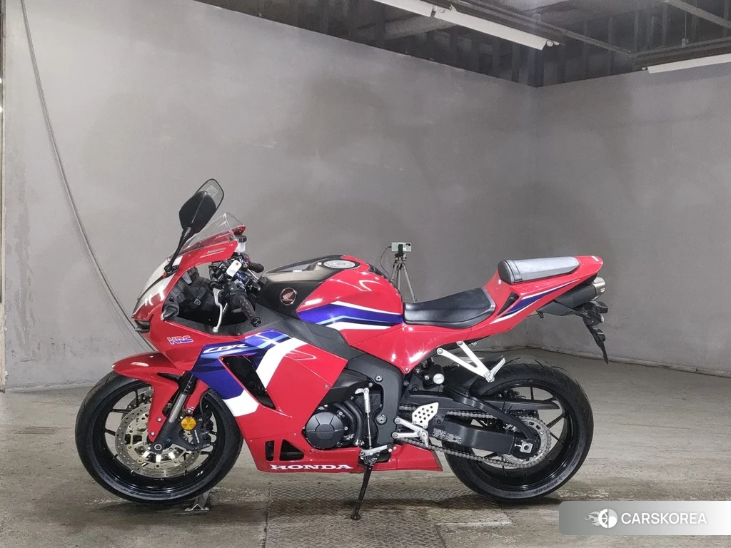 Проданный Honda CBR600RR 2020 из Японии, фото 2
