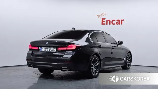 BMW 5 Series (G60) id 3639171 из Кореи 12