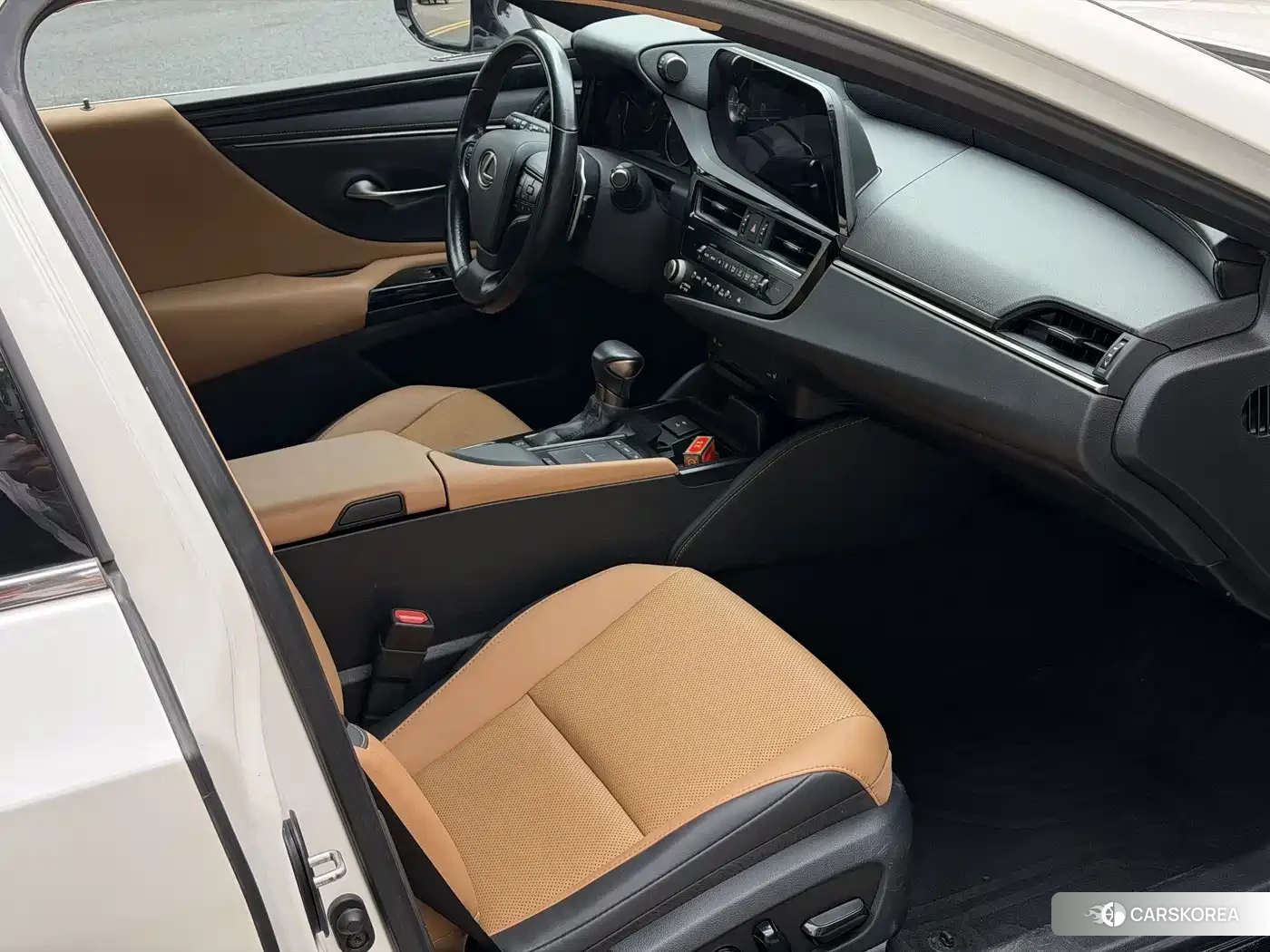 Lexus ES 2022 Белый из Китая, фото 2