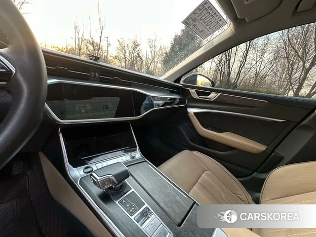 Audi A6L id 4259368 из Китая 12