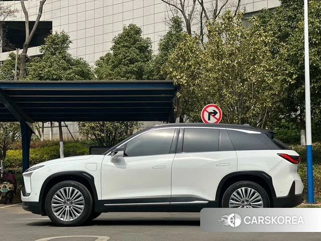 Weilai ES6 id 3889125 из Китая 9