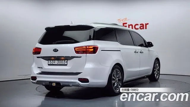 Kia The New Carnival id 2865280 из Кореи 12