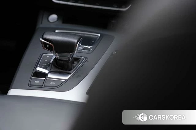 Audi Q5L id 4261441 из Китая 12