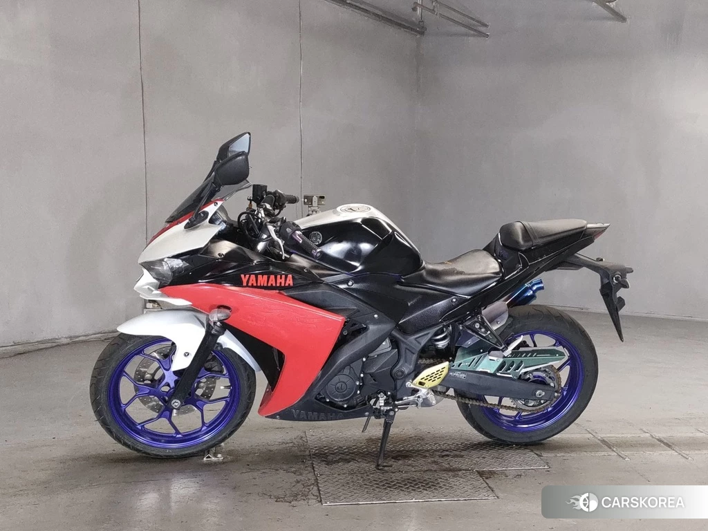 Проданный Yamaha YZF-R25 2016 из Японии