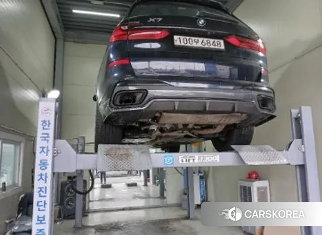 BMW X7 (G07) 2020 Черный из Кореи, фото 2