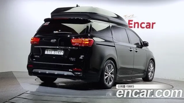 Kia The New Carnival id 2892035 из Кореи 12