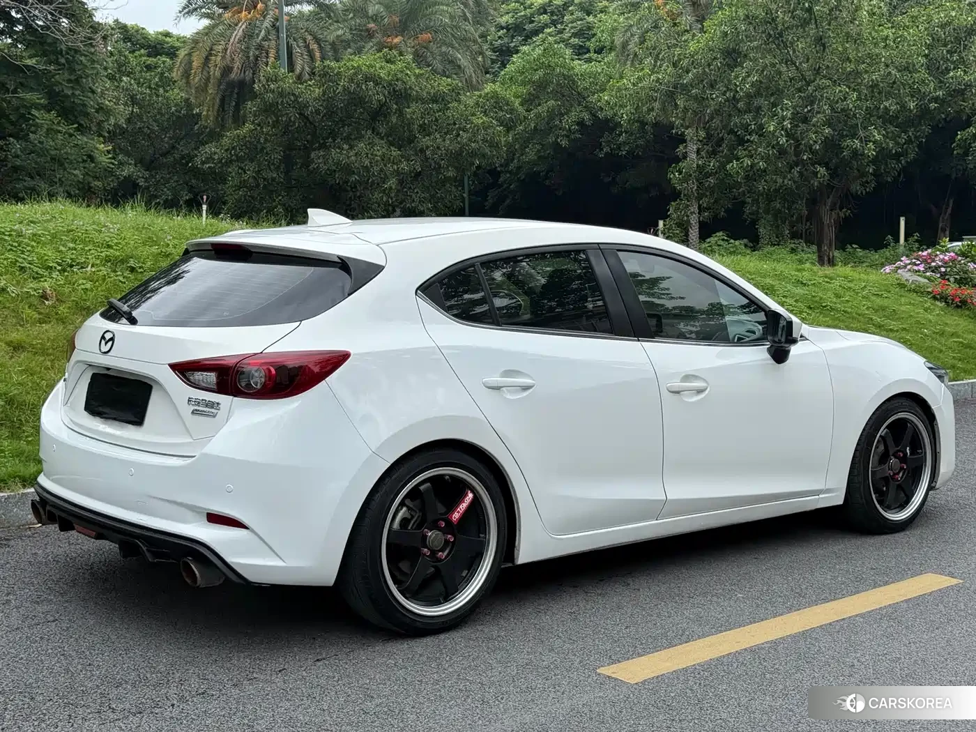 Mazda 3 2019 Белый из Китая, фото 2