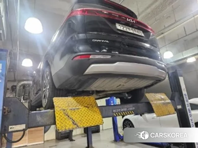 Kia Carnival 4th generation 2022 Черный из Кореи, фото 2