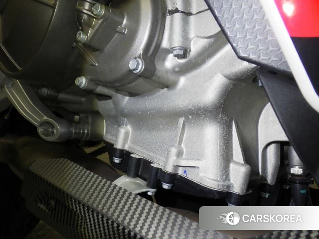 Engine photo
