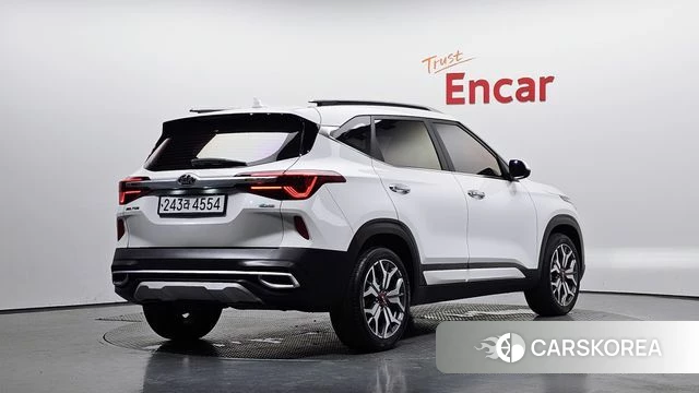 Kia Seltos id 4562859 из Кореи 12
