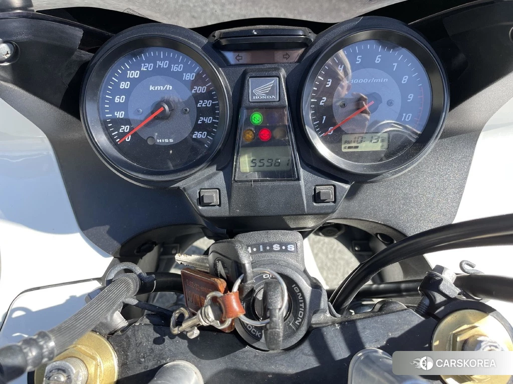 Проданный Honda CB1300SF BOLDOR 2012 из Японии, фото 2