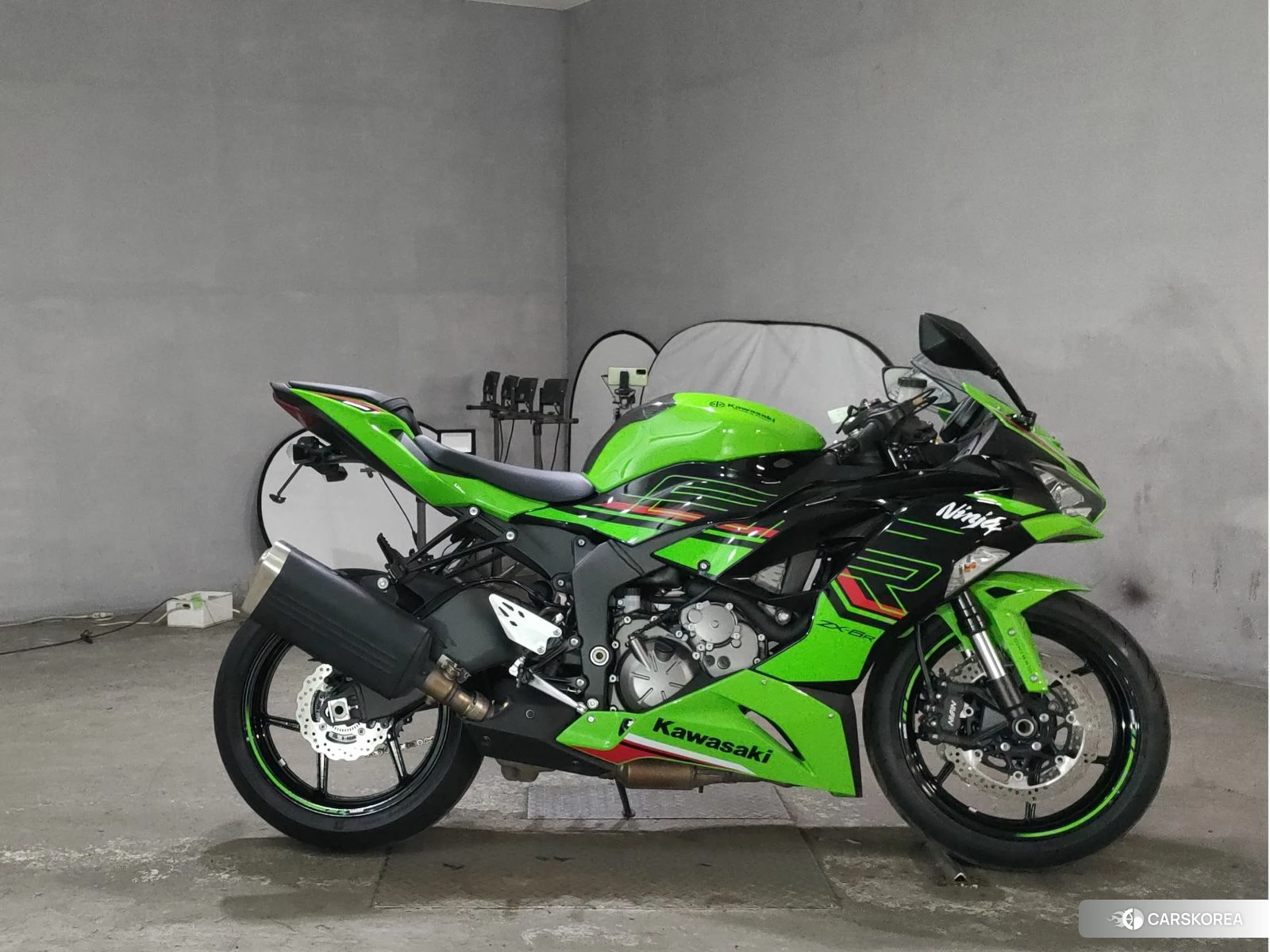 Проданный Kawasaki ZX-6R NINJA 2023 из Японии, фото 3