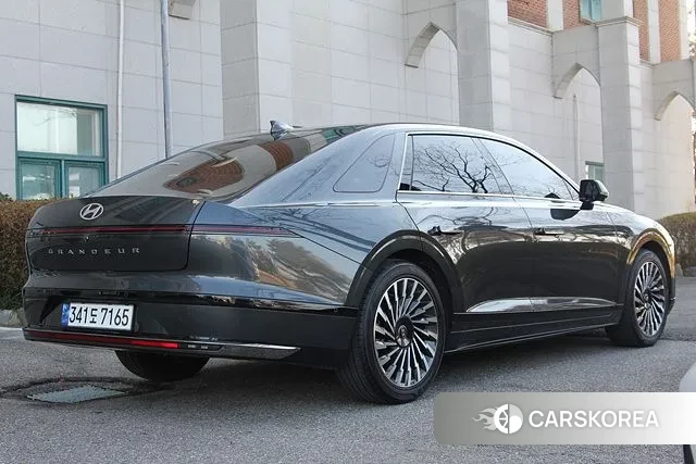 Hyundai Grandeur Hybrid (GN7) id 3452695 из Кореи 7