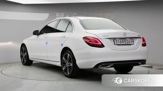 Mercedes-Benz C-Class W205 2019 Белый из Кореи, фото 6