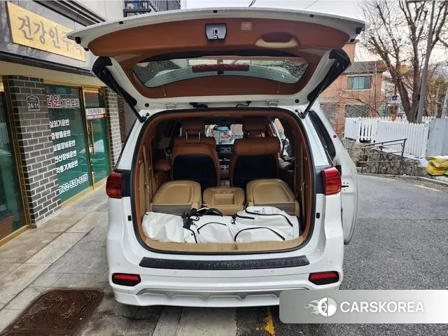 Kia The New Carnival 2020 Белый из Кореи, фото 2