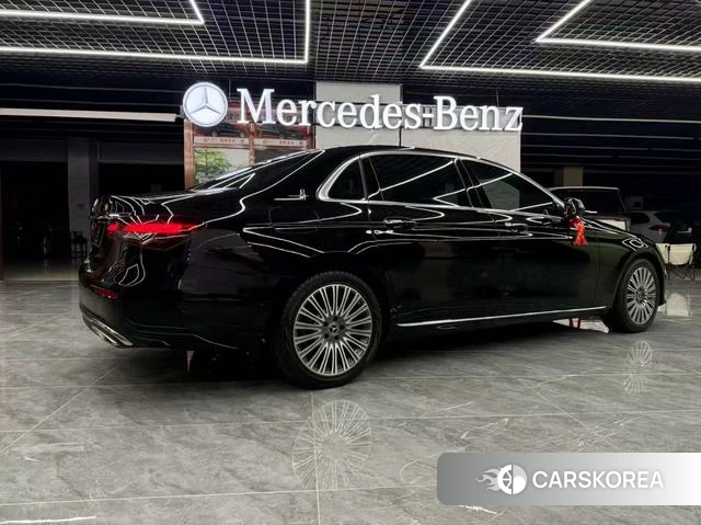 Mercedes-Benz E-class id 4217550 из Китая 2