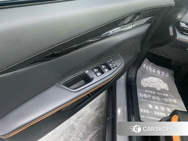 Chang'an UNI-V id 4374699 из Китая 12