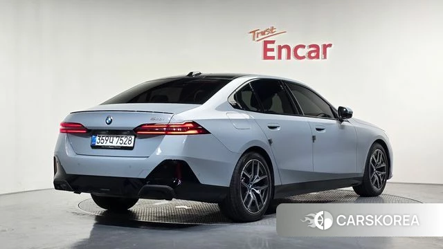 BMW 5 Series (G60) id 4734547 из Кореи 12