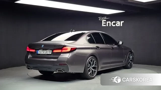 BMW 5 Series (G30) id 3159307 из Кореи 12